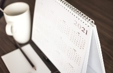 Colprinter le da la opción de elaborar sus calendarios corporativos con materiales sostenibles.